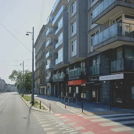 Pomorska *